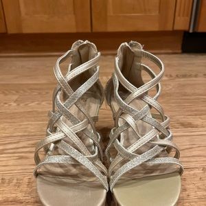 Great pair of kids heels